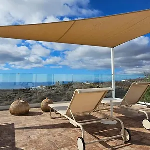 https://casa-serena-10-boutique-hotel-adults-only.in-canary-islands.com